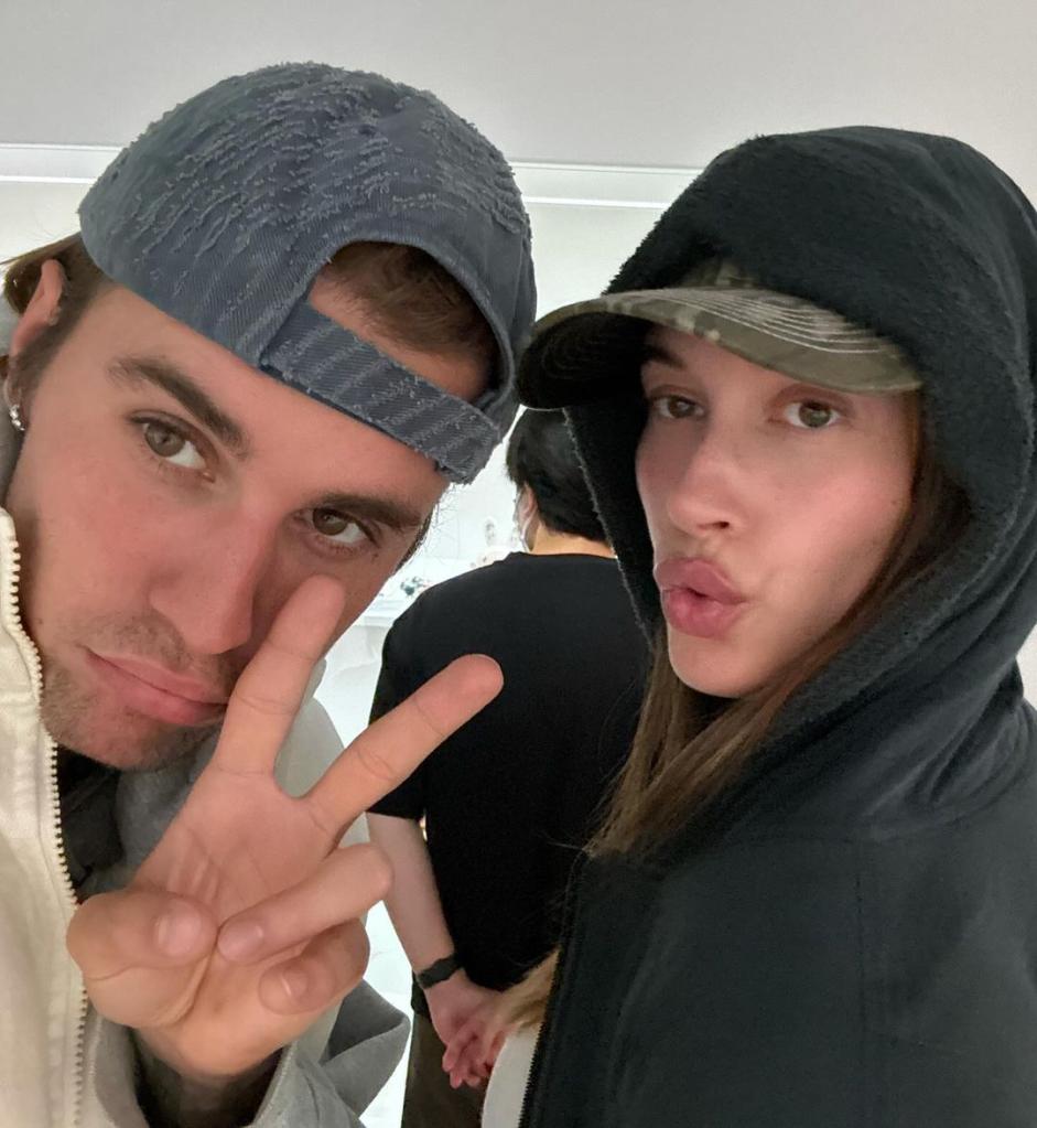 hailey and justin bieber selfie