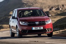 Dacia 2017 Sandero Hatchback driving