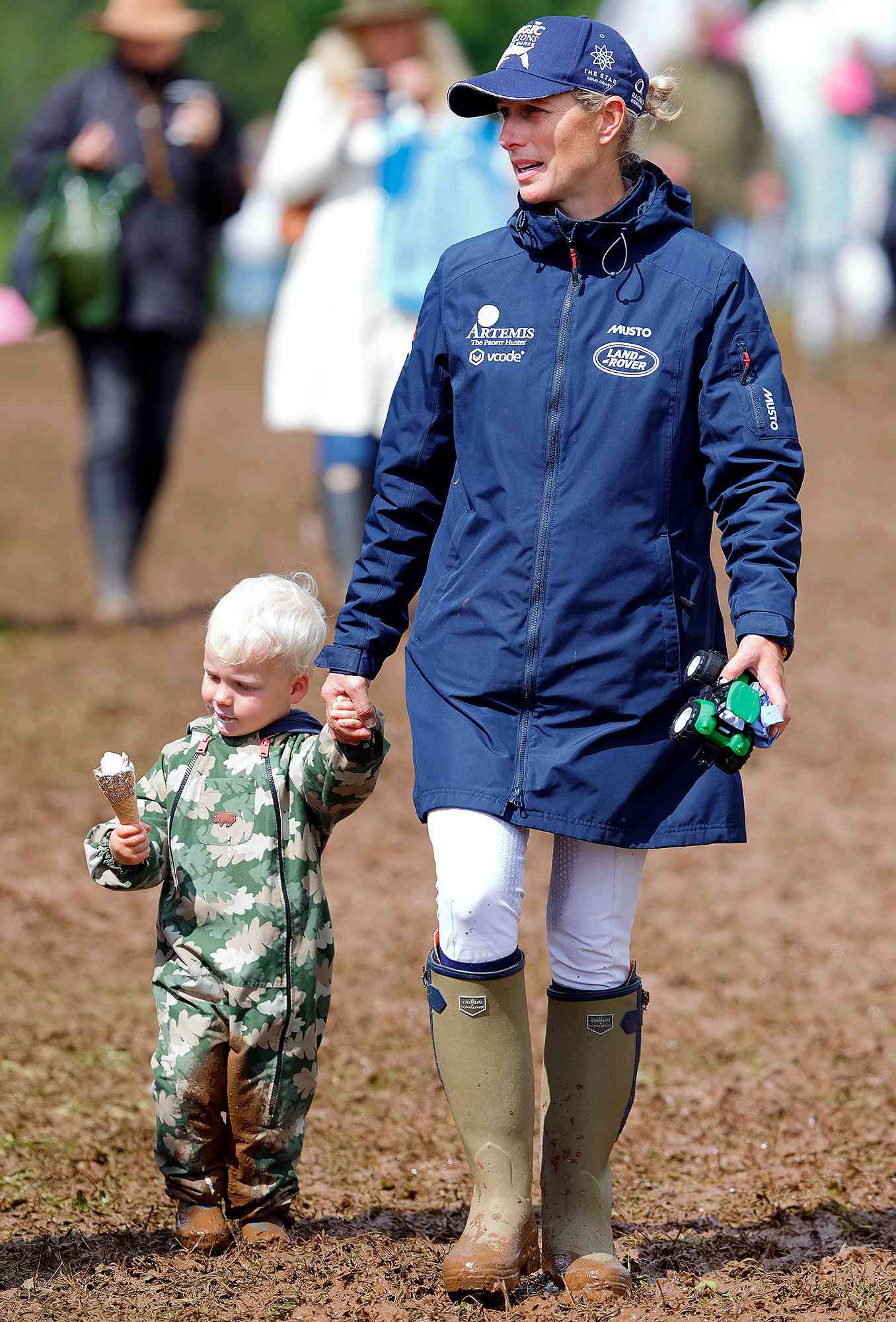 Zara Tindall Plays with Lucas and Lena at Horse Event