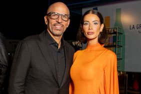 Jason Kidd and Porschla Kidd attend amfAR's TWO x TWO For AIDS Art Gala on October 21, 2023 in Dallas, Texas. 