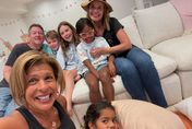 savannah gutherie vists hoda Kotb at her house