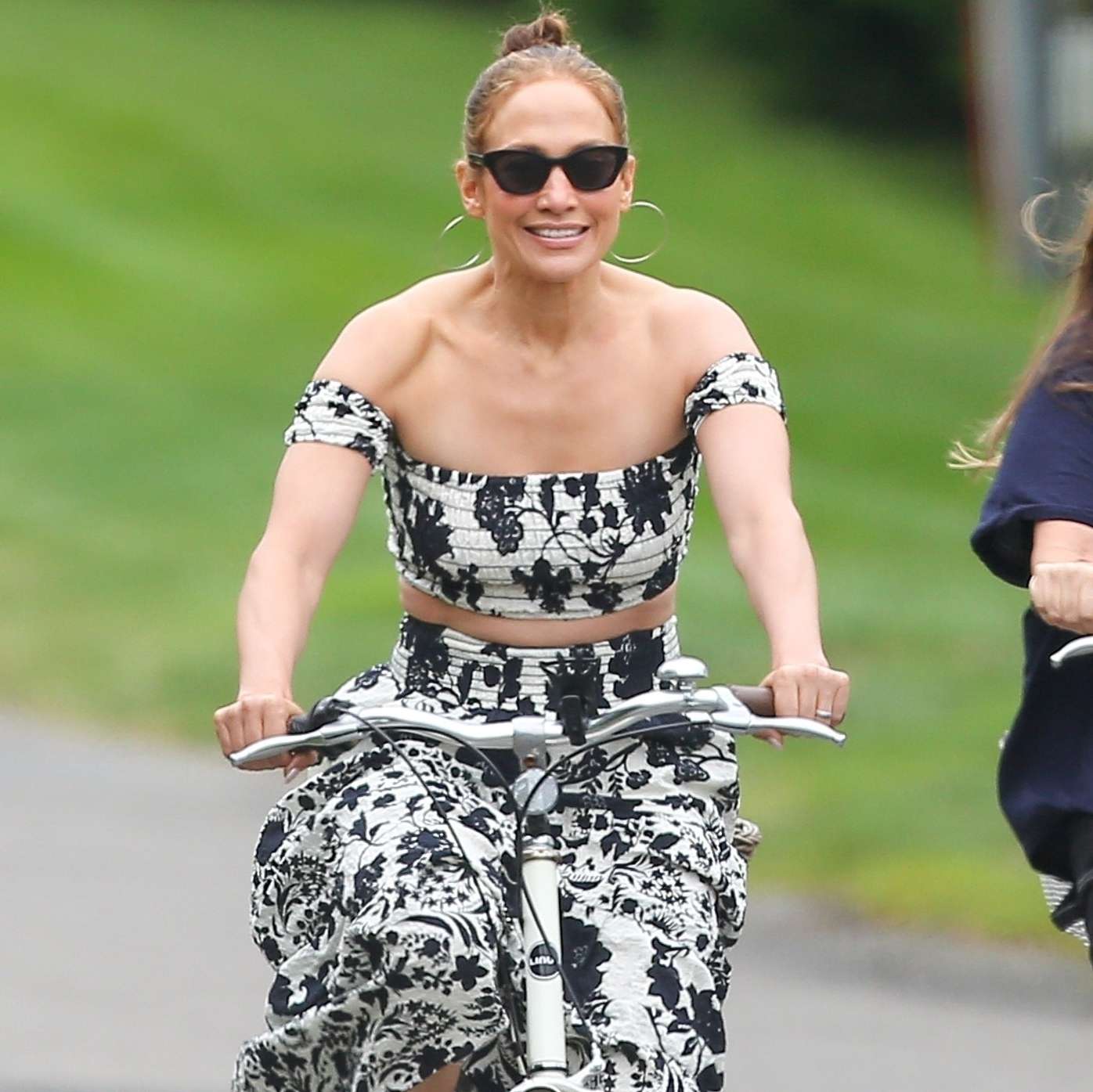 Jennifer Lopez is seen enjoying a bike ride with her friends in The Hamptons, taking in the scenic views and spending quality time 