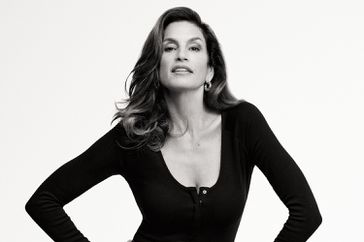 Cindy Crawford in black top for Good American