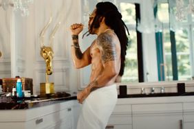 Lenny Kravitz shower