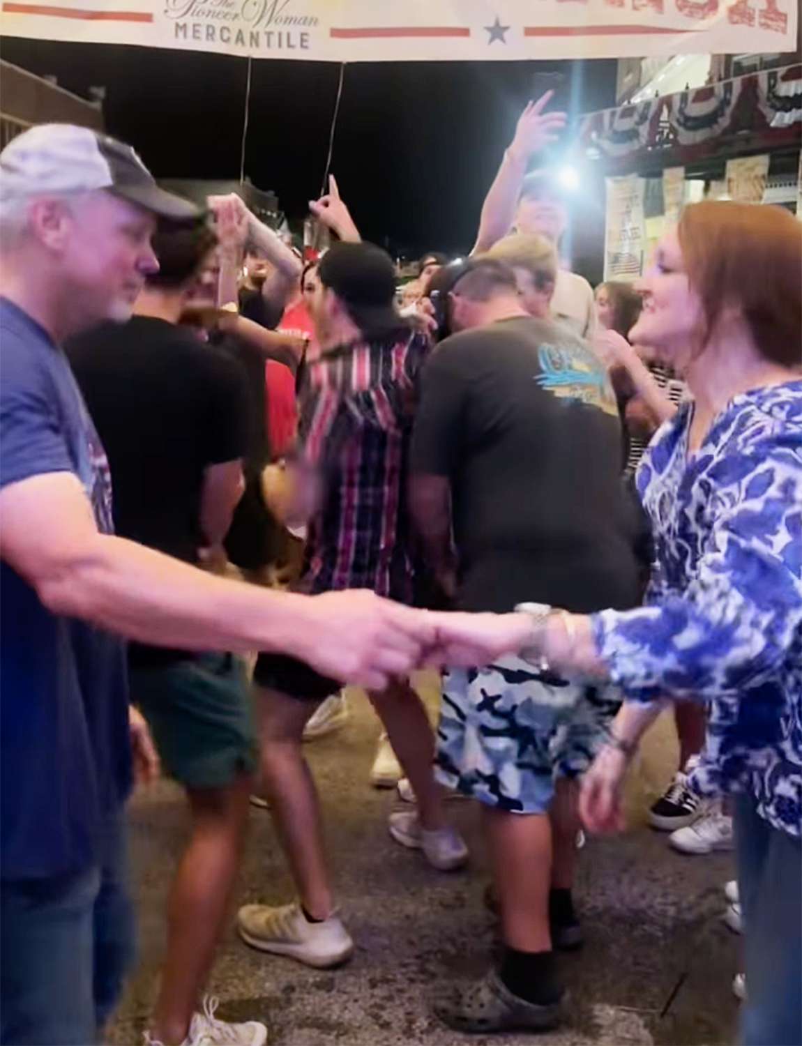 Ree Drummond dancing with husband on 4th of July