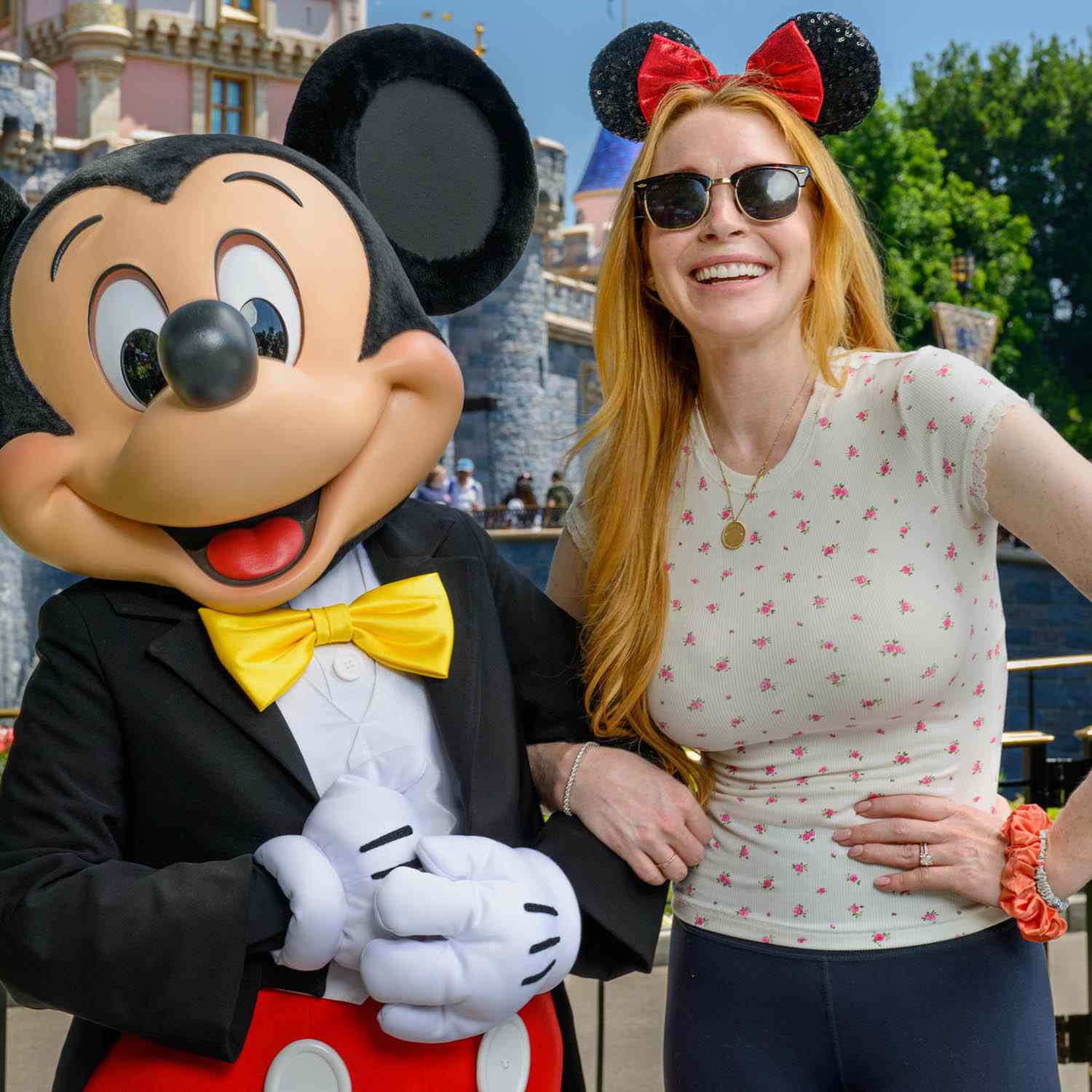 Lindsay lohan disneyland 07 20 24