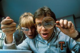 Marcia Strassman, Rick Moranis Honey I Shrunk The Kids - 1989