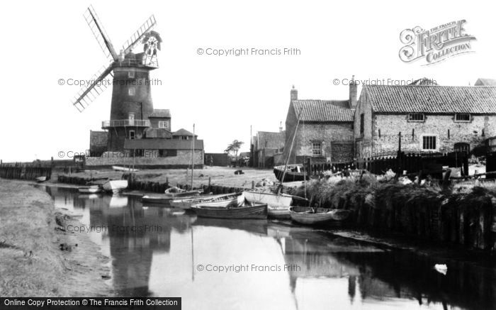 Cley next the Sea photo