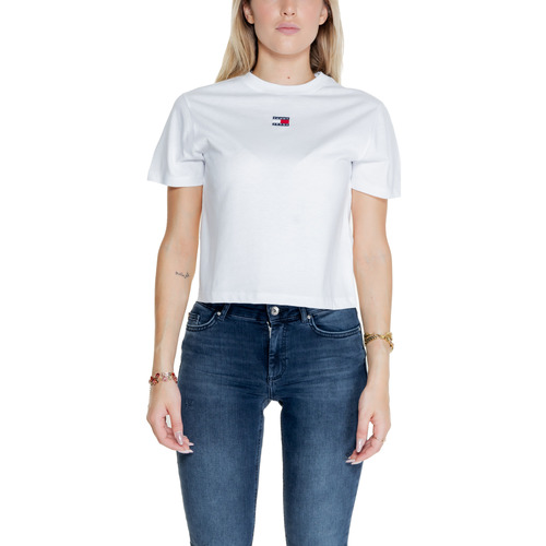 Textiel Dames T-shirts korte mouwen Tommy Hilfiger TJW BXY BADGE TEE EX DW0DW17391 Wit