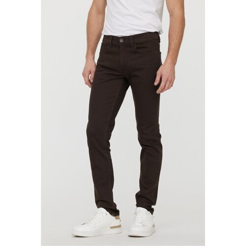 Odjeća Muškarci
 Skinny traperice Lee Cooper LC128ZP Smeđa