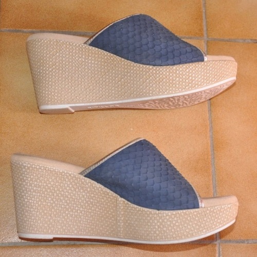 Chaussures Femme Mules Pitillos Mule Compensée Pitillos Cuir Bleu Marine Beige Doré 36 Etat Neuf Bleu