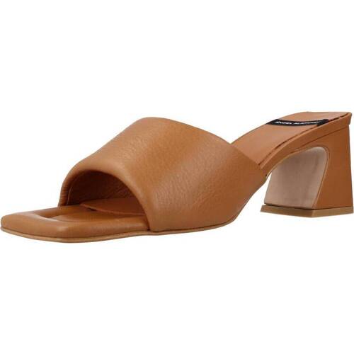 Chaussures Femme Sandales et Nu-pieds Angel Alarcon 22108 528F Marron