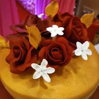 Red n gold wedding cake