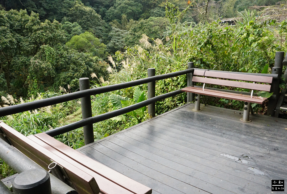 【北投步道】十八份水圳步道,沿路水圳聲伴陪,深山裡的楓香觀景