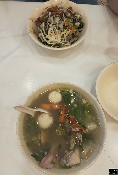 【澎湖馬公美食】中央老街,知名四眼井,天后宮,西河食堂海鮮粥