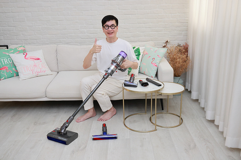 Dyson Digital Slim Submarine™吸塵器， 輕量乾濕洗地吸塵器，Dyson NF42吸塵器，Dyson NF42 洗地機，dyson吸塵器，吸塵器推薦，無線吸塵器，洗地機推薦，乾濕兩用吸塵器，塵蟎吸塵器，濕拖吸塵器推薦，洗地吸塵器，輕量吸塵器推薦，吸塵器，洗地機