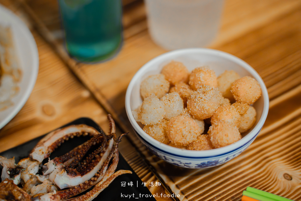 景安捷運站美食_醇串食代，調酒控新聚點，七零年代復古風格居酒