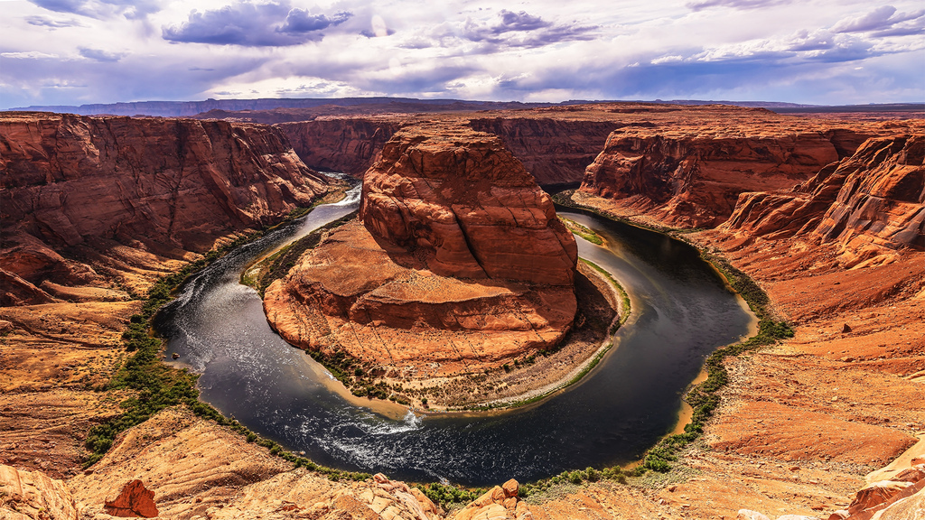 Horseshoe Bend in the Grand Canyon.jpg