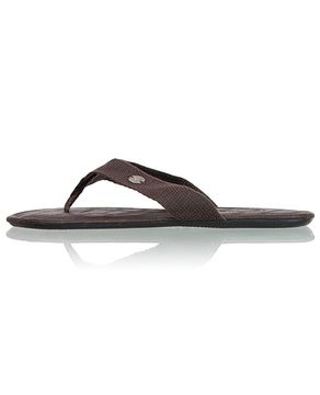 CHINELO-DE-QUARTO-MASCULINO-DANIELA-TOMBINI-DEDO