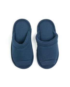 Chinelo-de-Quarto-Infantil-Lua-Encantada-Aberto