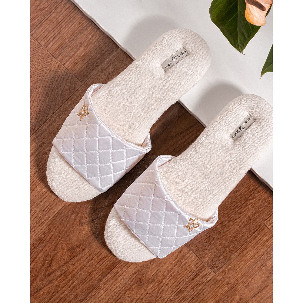 Chinelo-de-Quarto-Feminino-Daniela-Tombini-Matelasse