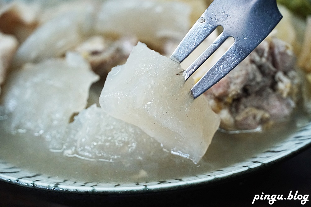 彰化美食｜正彰化肉圓 80年肉圓老店創新口味 麻辣肉圓、酸菜白肉肉圓、菜脯米肉圓好特別