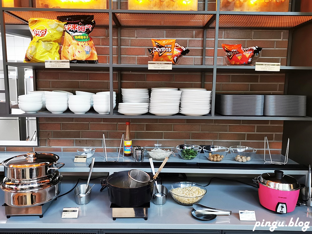 台中豐邑Moxy酒店｜台中網美飯店 夜店風超浪漫 每個角落都是IG打卡點