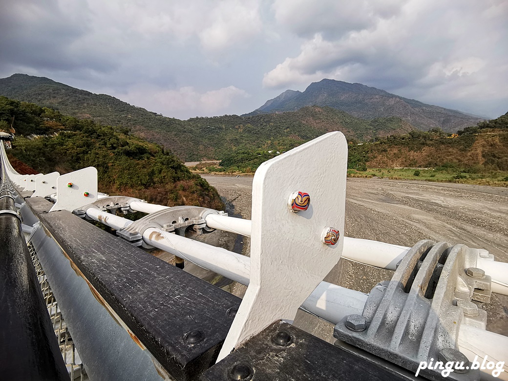 山川琉璃吊橋｜屏東三地門必玩景點 262公尺長的微笑吊橋