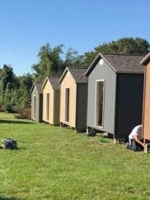 City Builds Tiny Village With Free Houses For Homeless Veterans