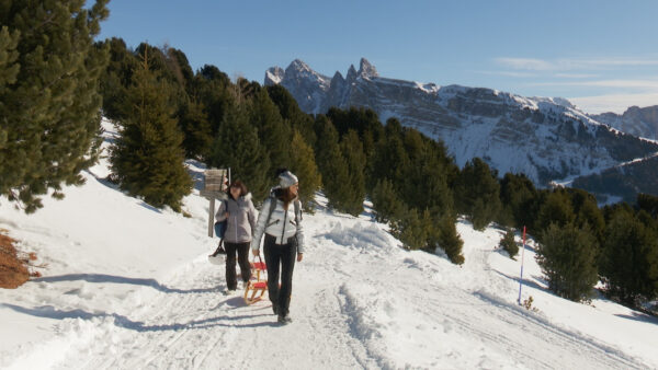 Tobogganing in Rasciesa