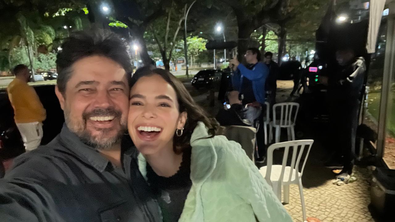 Bruna Marquezine fala sobre sua estreia como diretora em série