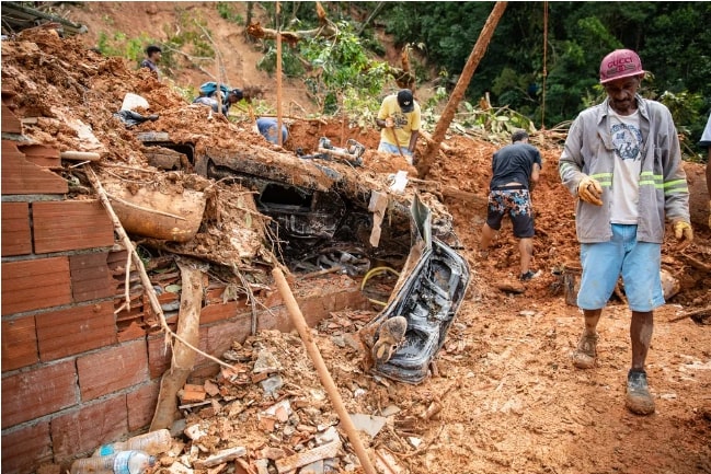 Imagem de capa do post "Chuvas no litoral de SP "