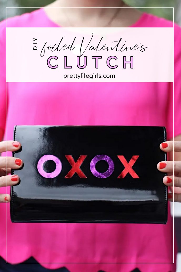 How to Make Your Own DIY Valentine's Clutch + featured by Top US Craft Blog + The Pretty Life Girls: + image of heart patterned clutch