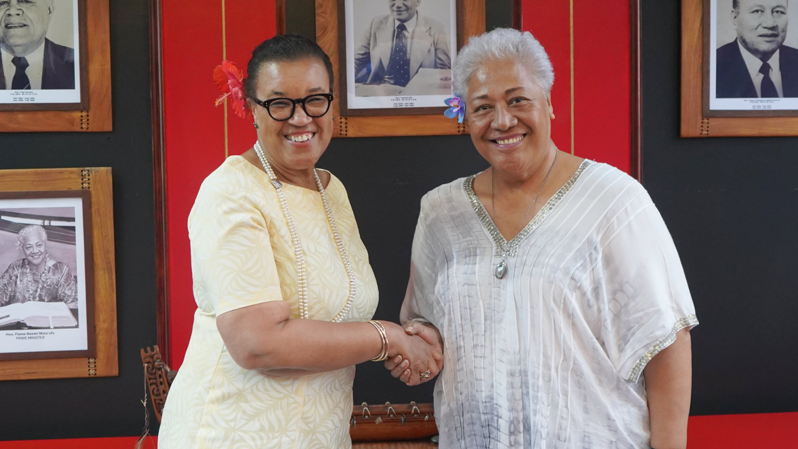 Prime Minister of Samoa, Hon Fiamē Naomi Mataʻafa, and Commonwealth Secretary-General, the Rt Hon Patricia Scotland KC