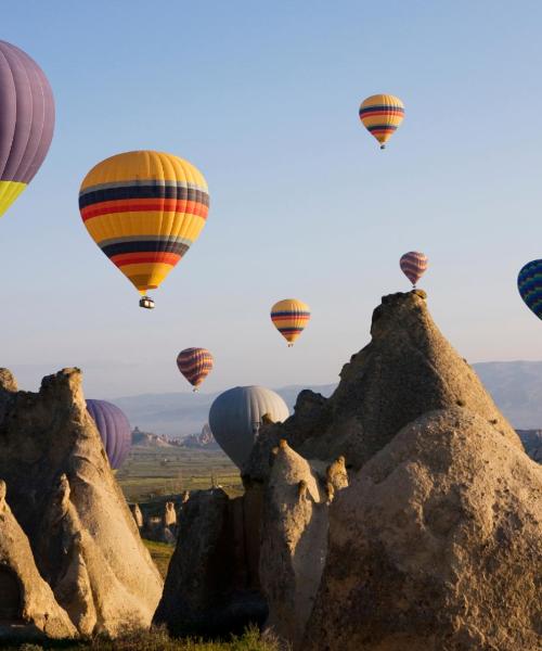 Predivan pogled na grad 'Nevşehir', u čijoj je blizini Zračna luka Nevsehir