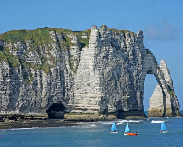 Predivan pogled na grad 'Etretat' 