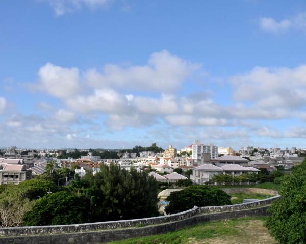 Okinawa şehrinden güzel bir manzara