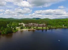 Le Grand Lodge Mont Tremblant – hotel w mieście Mont-Tremblant