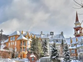 Tour des Voyageurs – hotel w mieście Mont-Tremblant