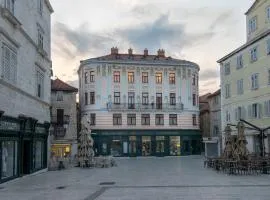 Viesnīca Central Square Heritage Hotel Splitā