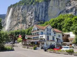 Hotel Restaurant Jungfrau, hotel en Lauterbrunnen