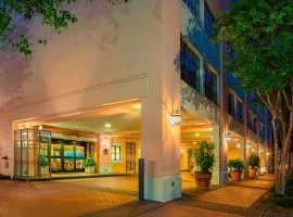 Sonesta ES Suites New Orleans Convention Center: New Orleans şehrinde bir otel