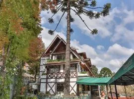 Le Suisse Elegance Hotel, hotel di Campos do Jordao