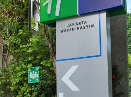 Holiday Inn Express Jakarta Wahid Hasyim, an IHG Hotel, hotel in Jakarta