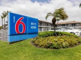 Motel 6-Santa Ana, CA, hotel em Santa Ana