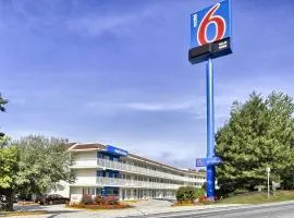 Motel 6-New Cumberland, PA - Harrisburg - Hershey South, hotel in New Cumberland