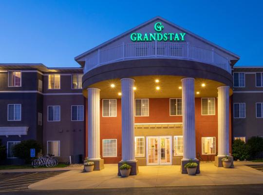 GrandStay Hotel & Suites Ames, hotel i Ames