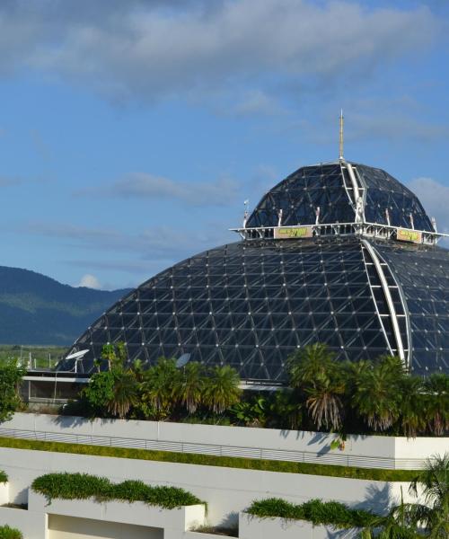 Salah satu landmark yang paling sering dikunjungi di Cairns.