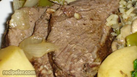 Garlic Top Sirloin Pot Roast