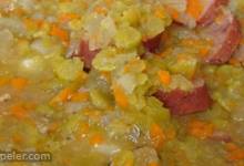 Slow Cooker Split Pea Sausage Soup